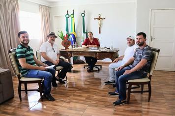 Visita de representantes da Associação de Hotéis, Bares e Restaurantes.