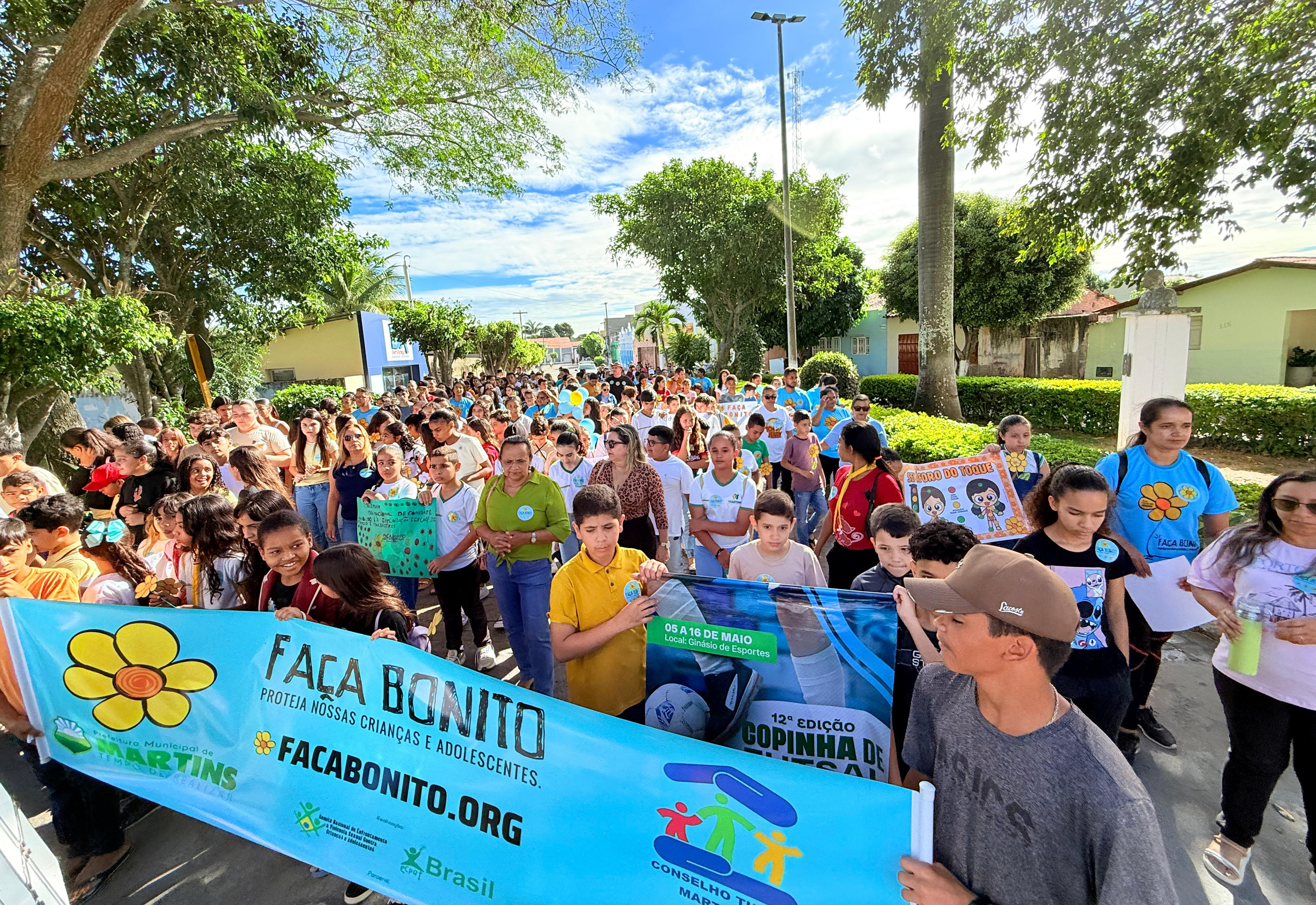 Prefeitura de Martins realiza Caminhada 