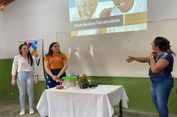 Encontro com o grupo de idosos