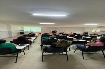 Capacitação de merendeiras e auxiliares de cozinha da rede municipal de ensino